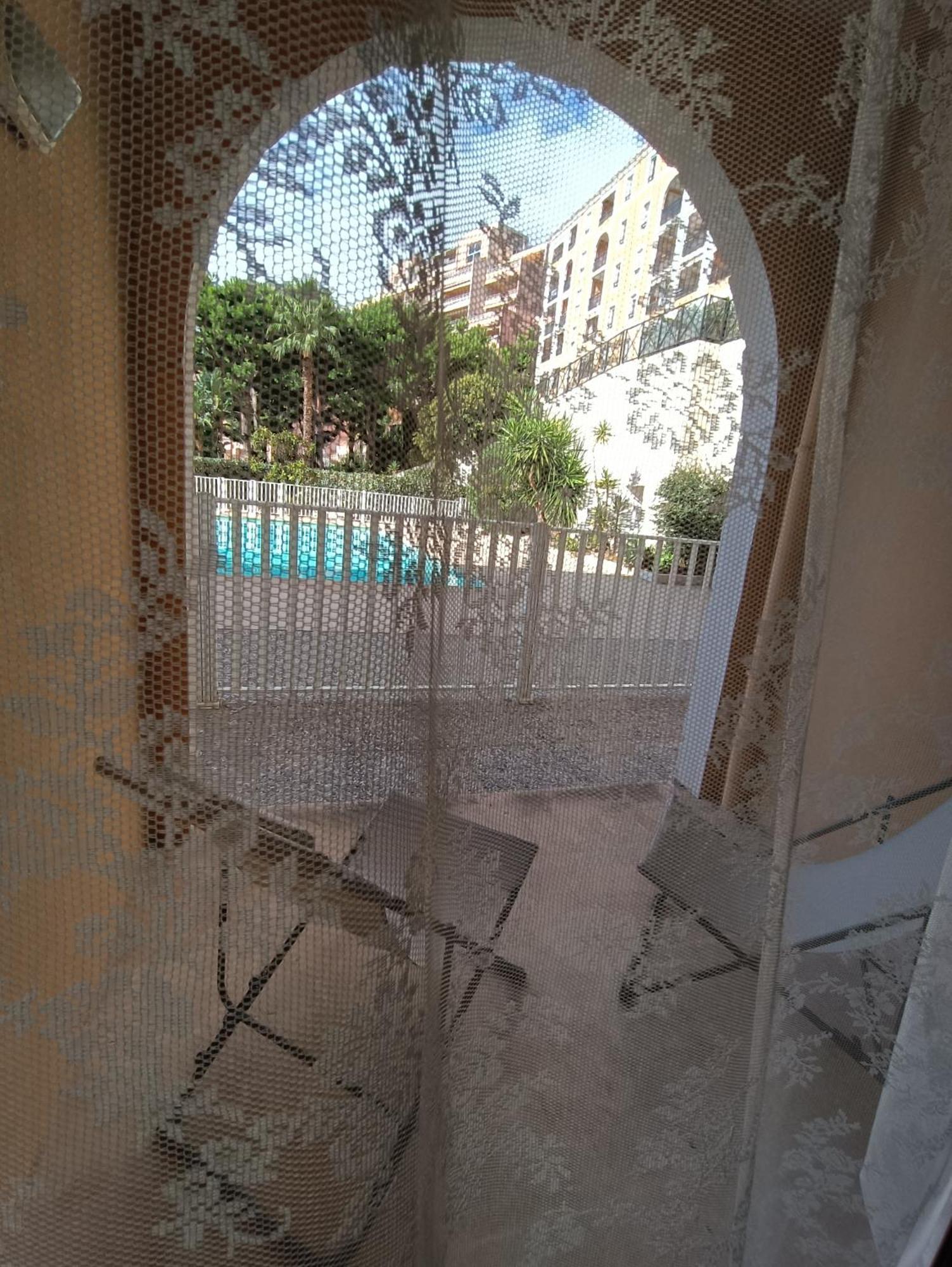 Direct Monaco Studio Devant Piscine Бюсолей Екстериор снимка